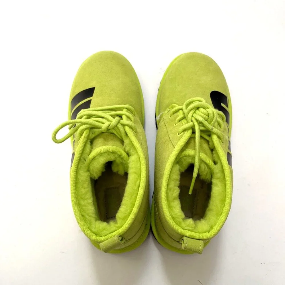 UGG Neumel Chopd Chukka Boots Lime Green Black Logo Suede Mens Size 10 NWOB